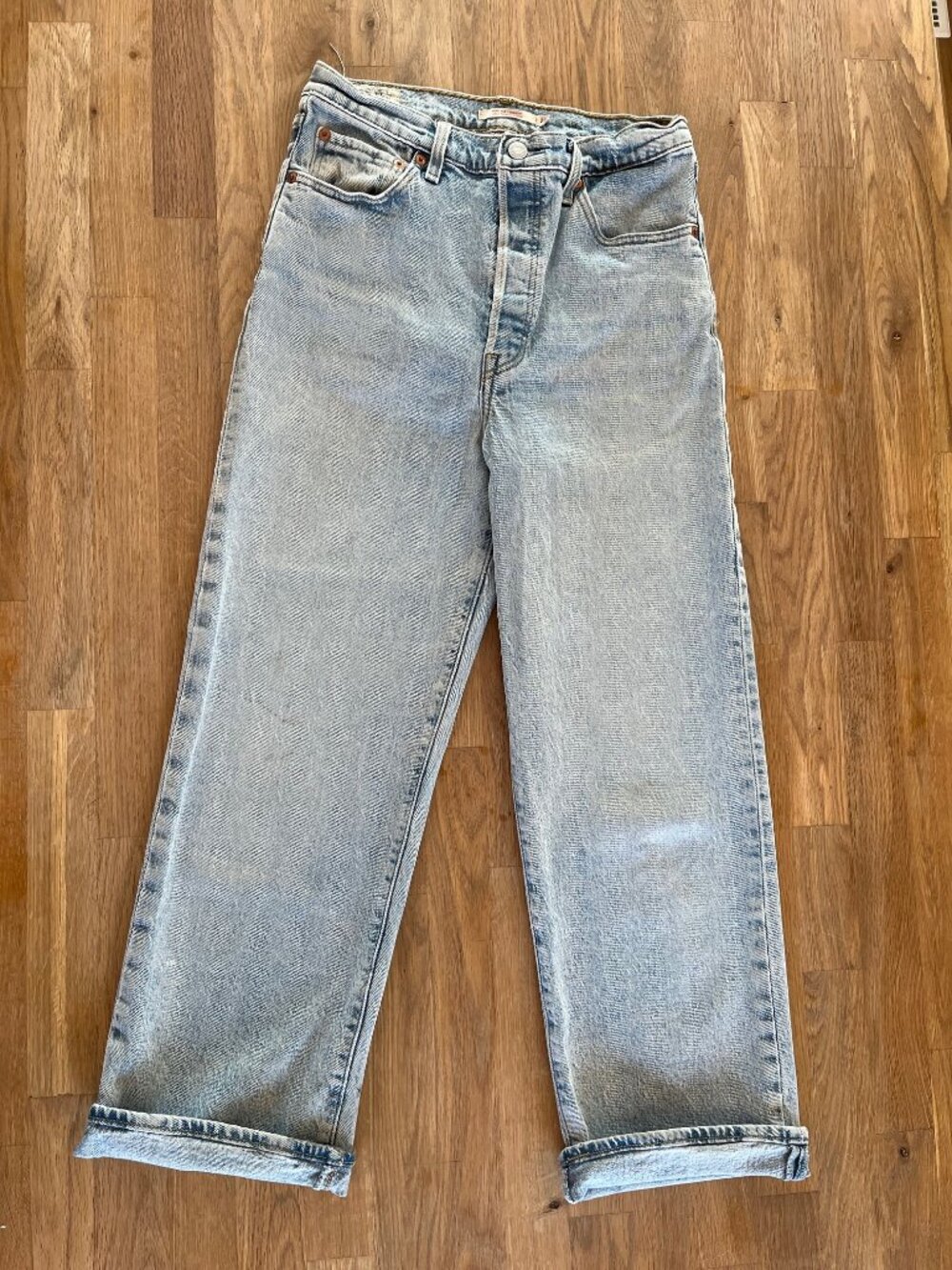 Levi's Highwaisted Ribcage Jeans, Light Wash - W29 L27